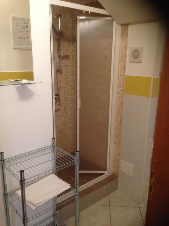 Perla Del Mare Affittacamere Campofelice Di Roccella Habitación foto